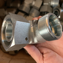 2D9 90° METRIC FEMALE 24°/ METRIC MALE 24° ڳري قسم جي ميٽرڪ ٿريڊ هوز فٽنگ