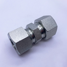 1D METRIC MALE 24°HT Straight Fittings Արտադրող